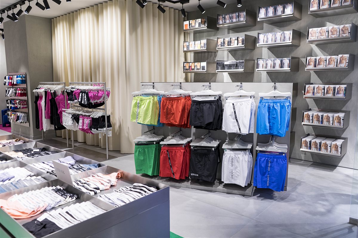 CALVIN KLEIN UNDERWEAR Innenaufnahme